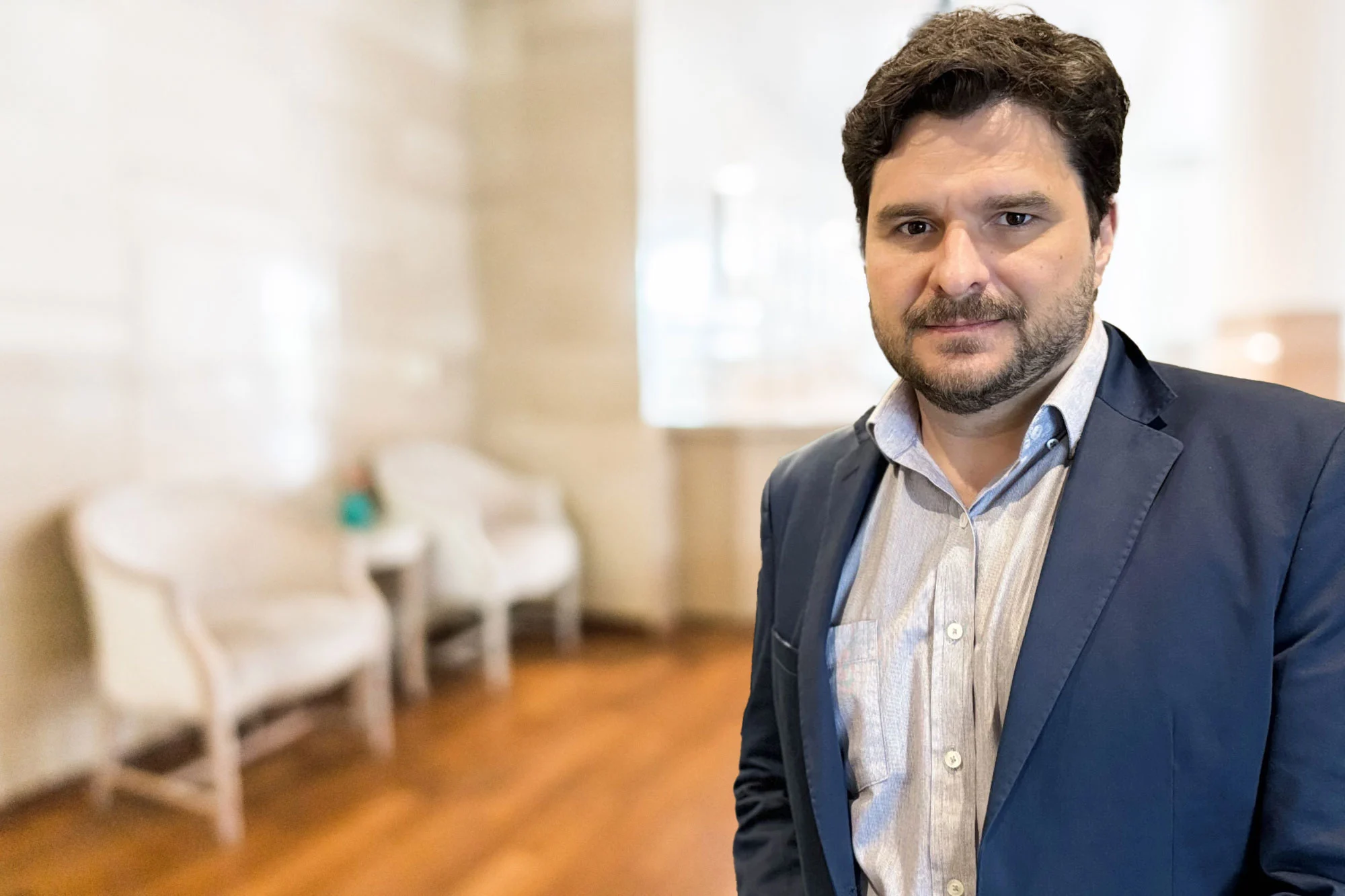 Dr. Amilcar Andrade no centro cirúrgico
